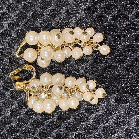 Vintage Faux Pearl Grapevine Clip-On Earrings - Picture 6 of 8